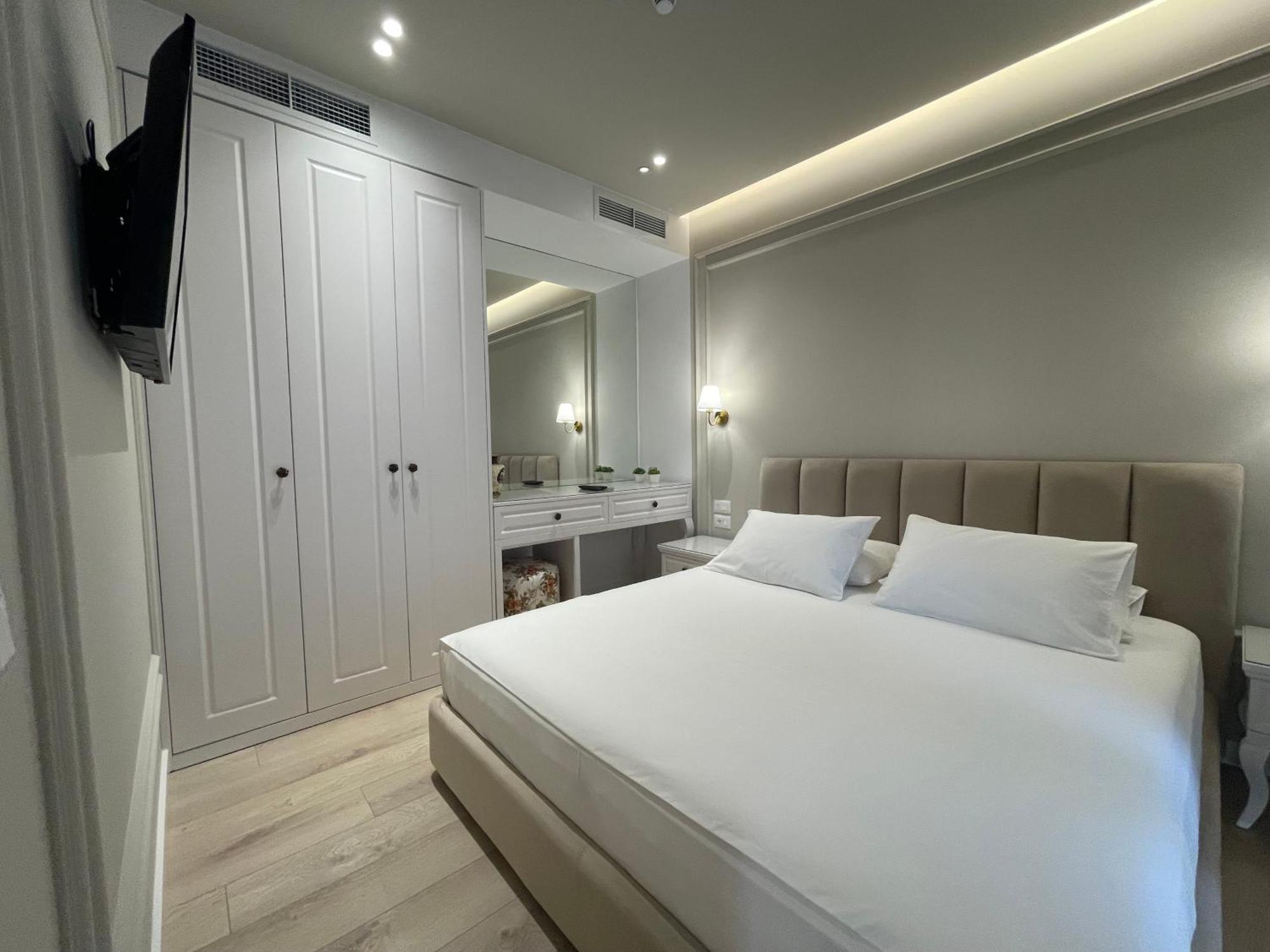 Seaside Hotel Vlore Exterior photo